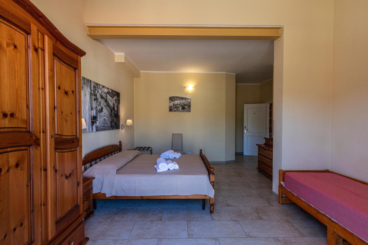 Bed and Breakfast Casa Tacconi Villasimius Exterior foto