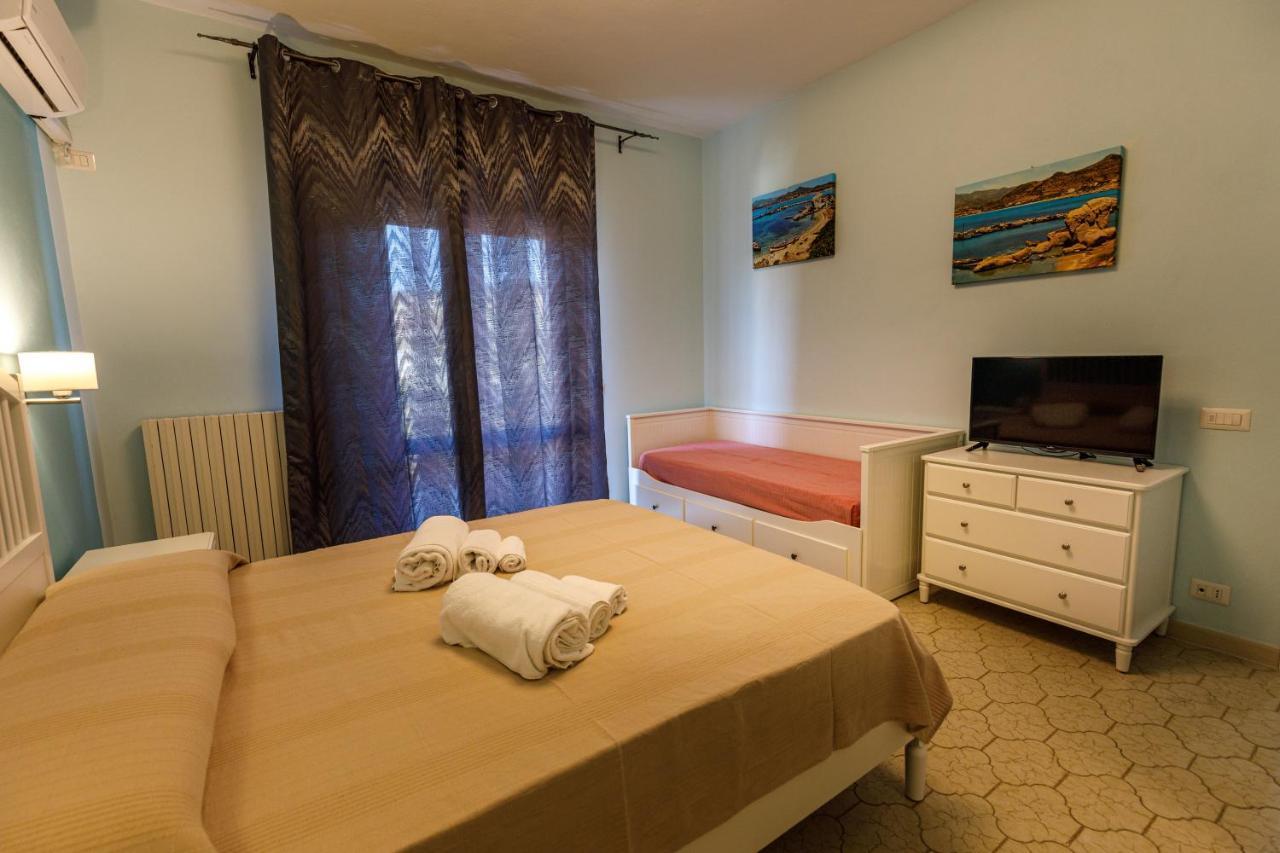 Bed and Breakfast Casa Tacconi Villasimius Exterior foto