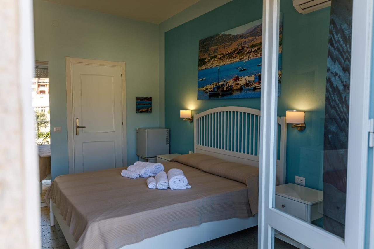 Bed and Breakfast Casa Tacconi Villasimius Exterior foto