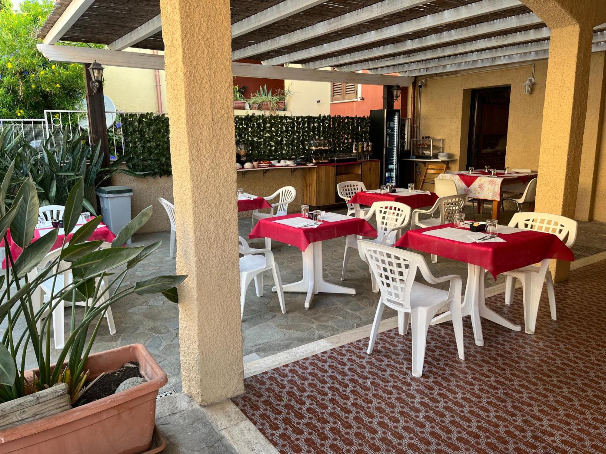 Bed and Breakfast Casa Tacconi Villasimius Exterior foto